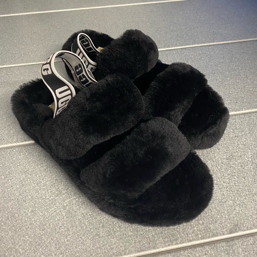 Black Ugg Fluff Yeah Slippers